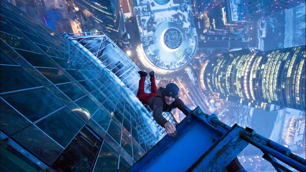 Szaleni fotografowie ze Wschodu zdobywają szczyty najwyższych budynków 1