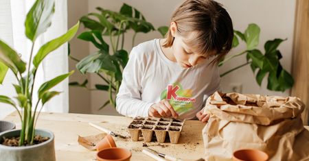 Ekologia bez nudy – jak uczyć dzieci życia w zgodzie z naturą?