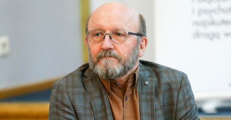 Przez tę rolę miał kłopoty. Tak potraktowała go ekspedientka w sklepie