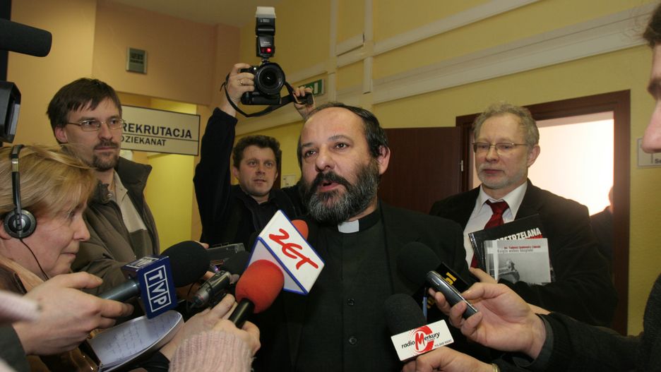 Sprawa ks. Andrzeja Dymera. Ks. Tadeusz Isakowicz-Zaleski czeka na dymisje
