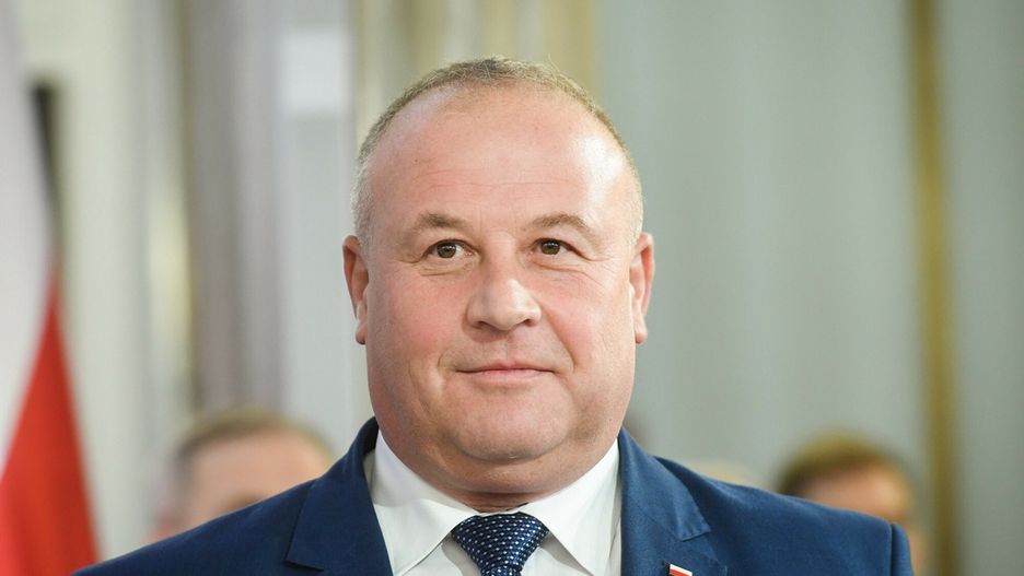 Wulgarne wpisy na koncie posła PiS Artura Szałabawki. "Kim jesteś prymitywie?"