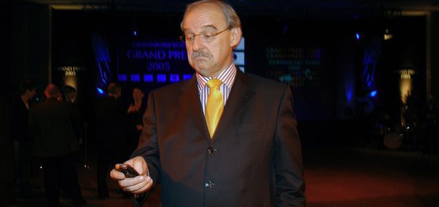 Bluzgnął "na żywo" w TVN24. A to gapa!