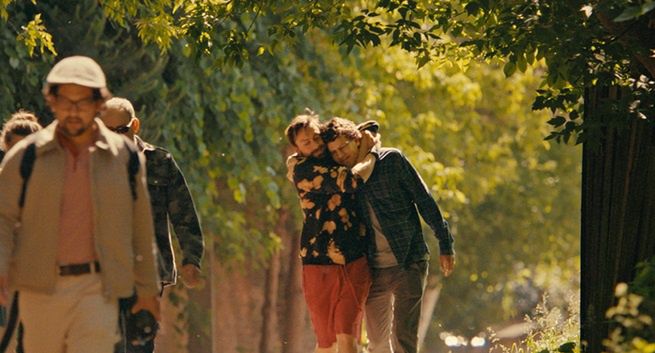 Dlaczego Jesse Eisenberg i Kieran Culkin kręcili film w Polsce? Kulisy powstania „Prawdziwego bólu”