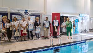 Pierwsze medale Otylia Swim Cup rozdane! Młodzi pływacy z całej Polski rywalizują na zawodach u Otylii Jędrzejczak