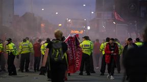 Premier League. Kibice Liverpool FC przyszli pod stadion, by świętować mistrzostwo. Dziewięć osób zatrzymanych