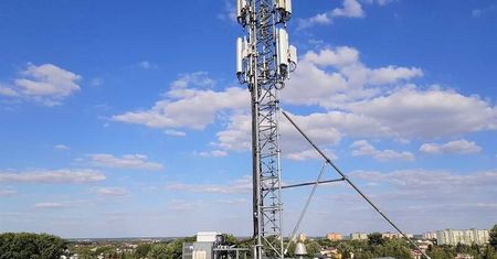 Tarcza antykryzysowa 2.0: Rząd chce dostępu do danych lokalizacji z telefonów Polaków