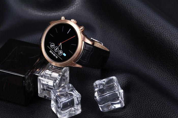 FantAsia: Finow X5, czyli Smart Watch Phone z ekranem AMOLED jest na czasie