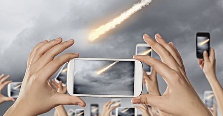 2014 mobilny, zawsze i wszędzie połączony z Siecią
