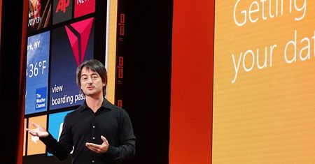 Joe Belfiore, wiceprezes działu mobilnego Windowsa, też korzysta z iPhone'a
