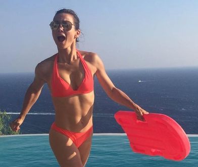 Kinga Rusin w bikini jak Pamela Anderson w "Słonecznym patrolu"