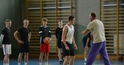 Lipno: Trening koszykówki z Tomaszem Andrzejewskim w podstawówce
