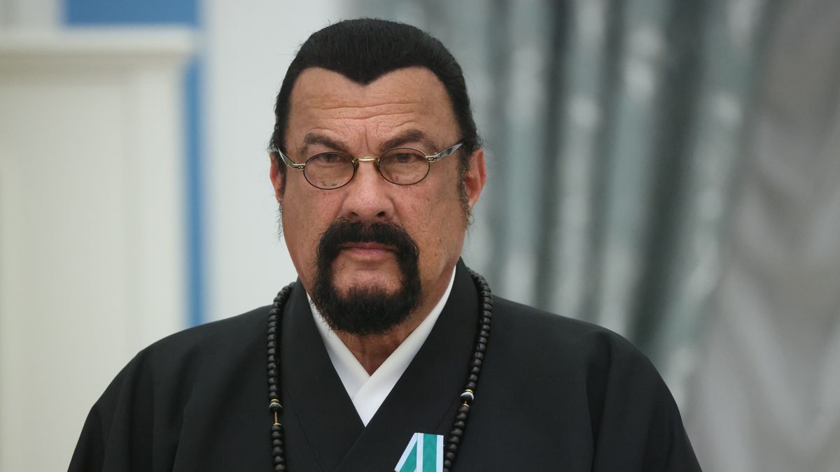 Steven Seagal odznaczony medalem