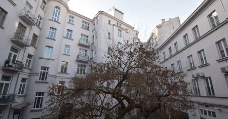 Warszawa ma nowy zabytek. Kamienica przy ulicy Brackiej trafiła do rejestru