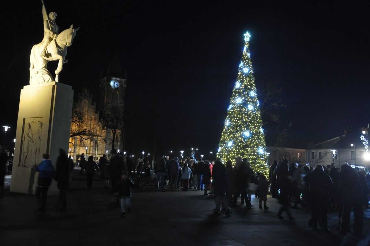 Końskie: Bożonarodzeniowe ozdoby tylko na rynku