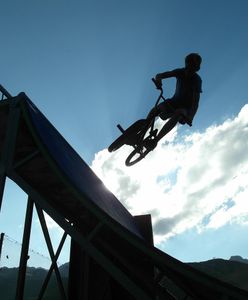 Nie żyje 20-letni rowerzysta. Tragiczny wypadek na pumptracku