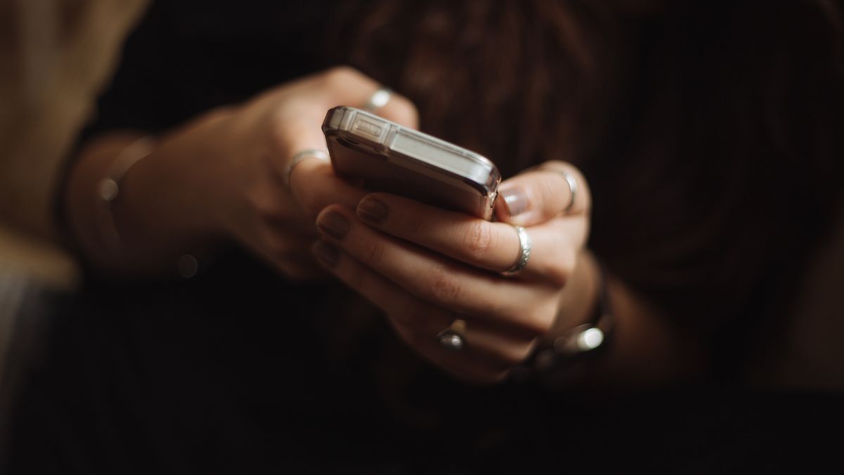 Zakupy przez telefon - oszustwo może dotknąć każdego