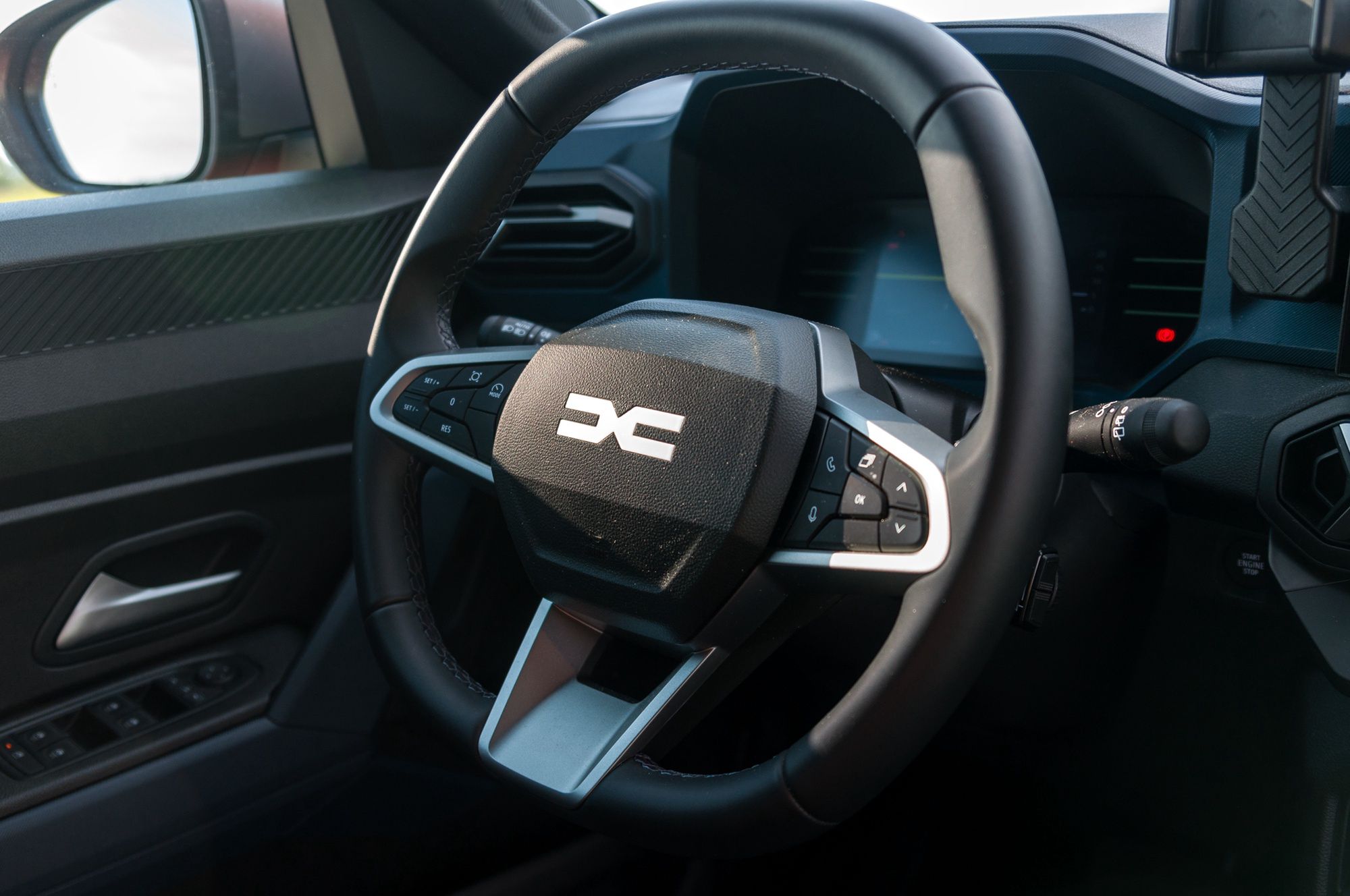 Hybrydowa Dacia Duster (2024)