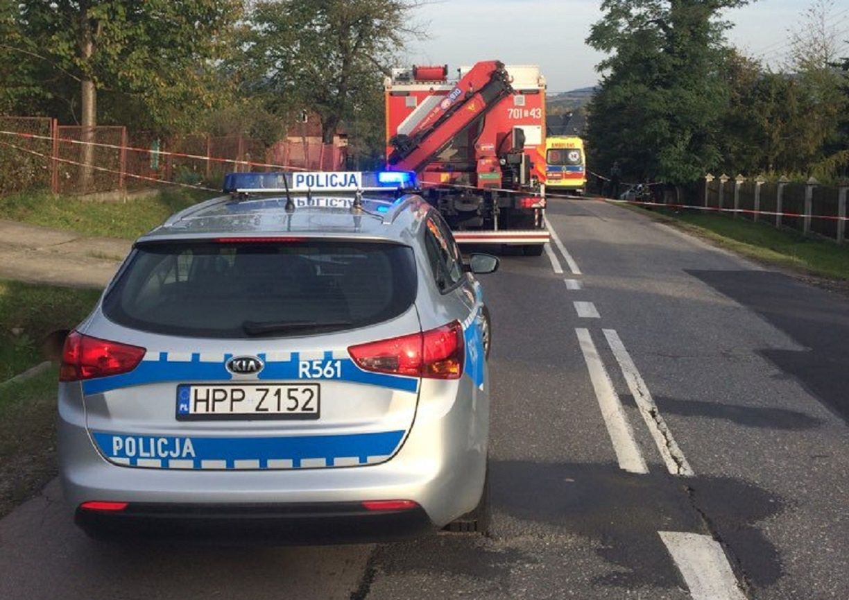 Gilowice. Auto potrąciło 3-latkę. Dziewczynka nie żyje