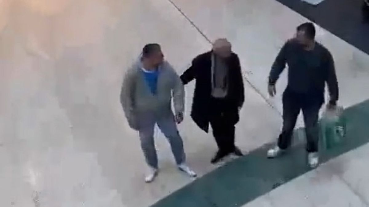 Awantura z Afgańczykiem w centrum handlowym