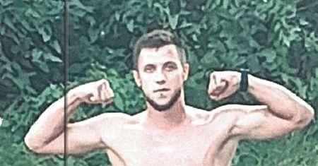 Policja szuka tego mięśniaka. Jest podejrzewany o udział w ciężkim pobiciu