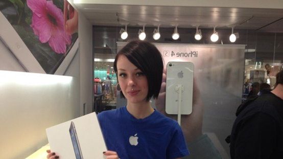 Kto kupi nowego iPada? Trzy miliony już się skusiły 1