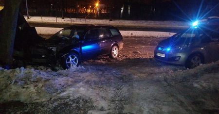 43-latek z Pomorza zatrzymany. Przy poprzedniej próbie policjanci oddali 21 strzałów