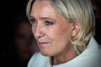 "Le Monde": Le Pen idzie na wybory zgodnie ze swą wiarą w "szczęśliwą gwiazdę"