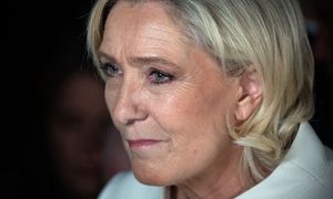 "Le Monde": Le Pen idzie na wybory zgodnie ze swą wiarą w "szczęśliwą gwiazdę"