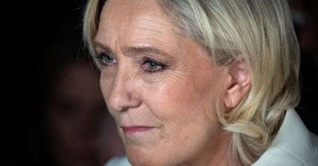 "Le Monde": Le Pen idzie na wybory zgodnie ze swą wiarą w "szczęśliwą gwiazdę"