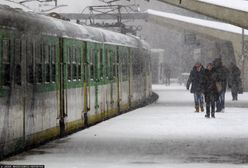 Zamiecie śnieżne nad Polską. Paraliż na kolei. Pociągi odwołane lub opóźnione