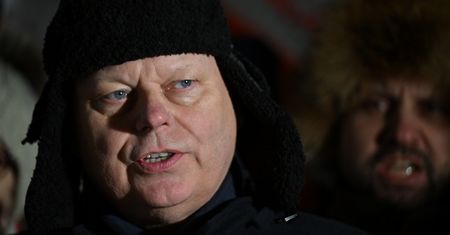 Suski z pikietą w Radomiu. Chciał wejść do więzienia