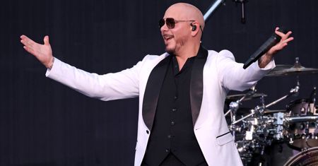Koncert Pitbulla w Krakowie. Muzyk mówił po polsku i zaśpiewał dla reprezentacji