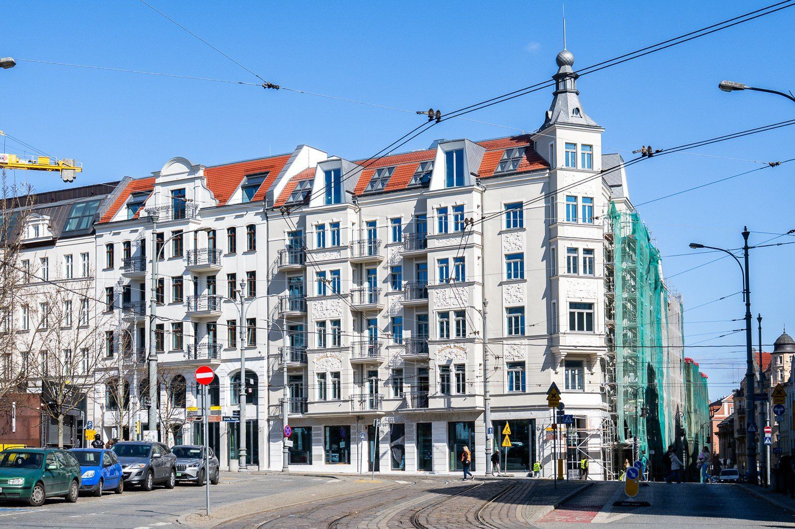 Dobiega końca przebudowa kamienicy położonej na rogu ulic Podgórnej i Szkolnej.