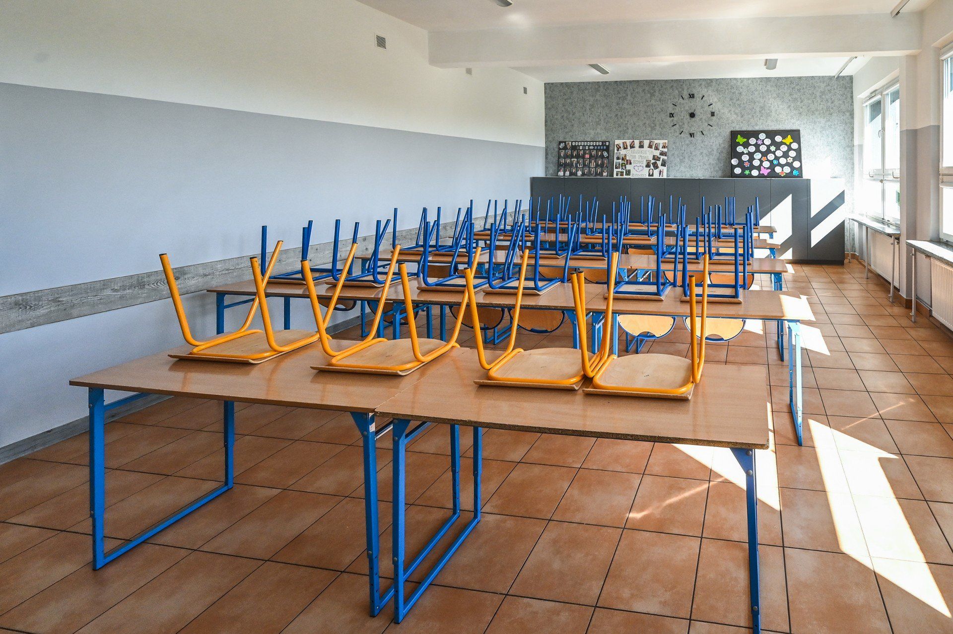 Dla ponad 20 tysięcy legnickich uczniów zabrzmi dziś pierwszy dzwonek