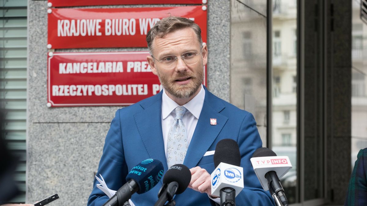 Konferencj? prasowa Zbigniewa Boguckiego i Dariusza Lasockiego pod PKW
22.08.2024  Warszawa. Konferencj? prasowa Zbigniewa Boguckiego i Dariusza Lasockiego pod siedziba Panstwowej Komisji Wyborczej. N/z Zbigniew Bogucki.fot. Tomasz Jedrzejowski/REPORTER
Tomasz Jedrzejowski/REPORTER