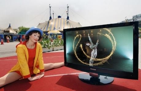 XCanvas Quidam - nowe telewizory LG 1