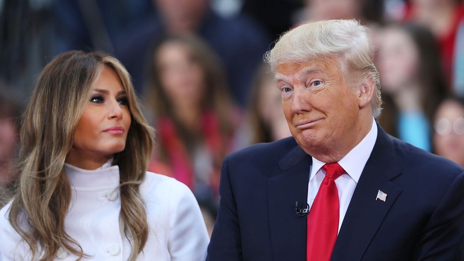 Donald Trump popełnił gafę. Powinien wziąć przykład ze swojej żony Melanii 