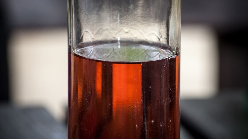 Chroni przed nowotorami i wspiera serce. Pij codziennie, by wydłużyć życie