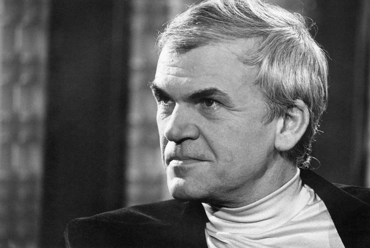 Milan Kundera w roku 1981. Wybitny pisarz zmarł w wieku 94 lat. 