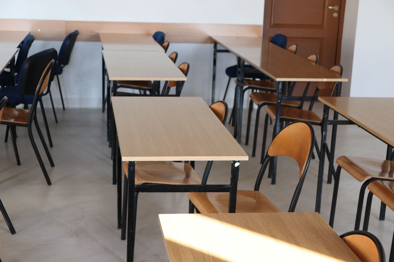 Seks nauczycieli w szkole w Tucholi. Seksuolog skomentował