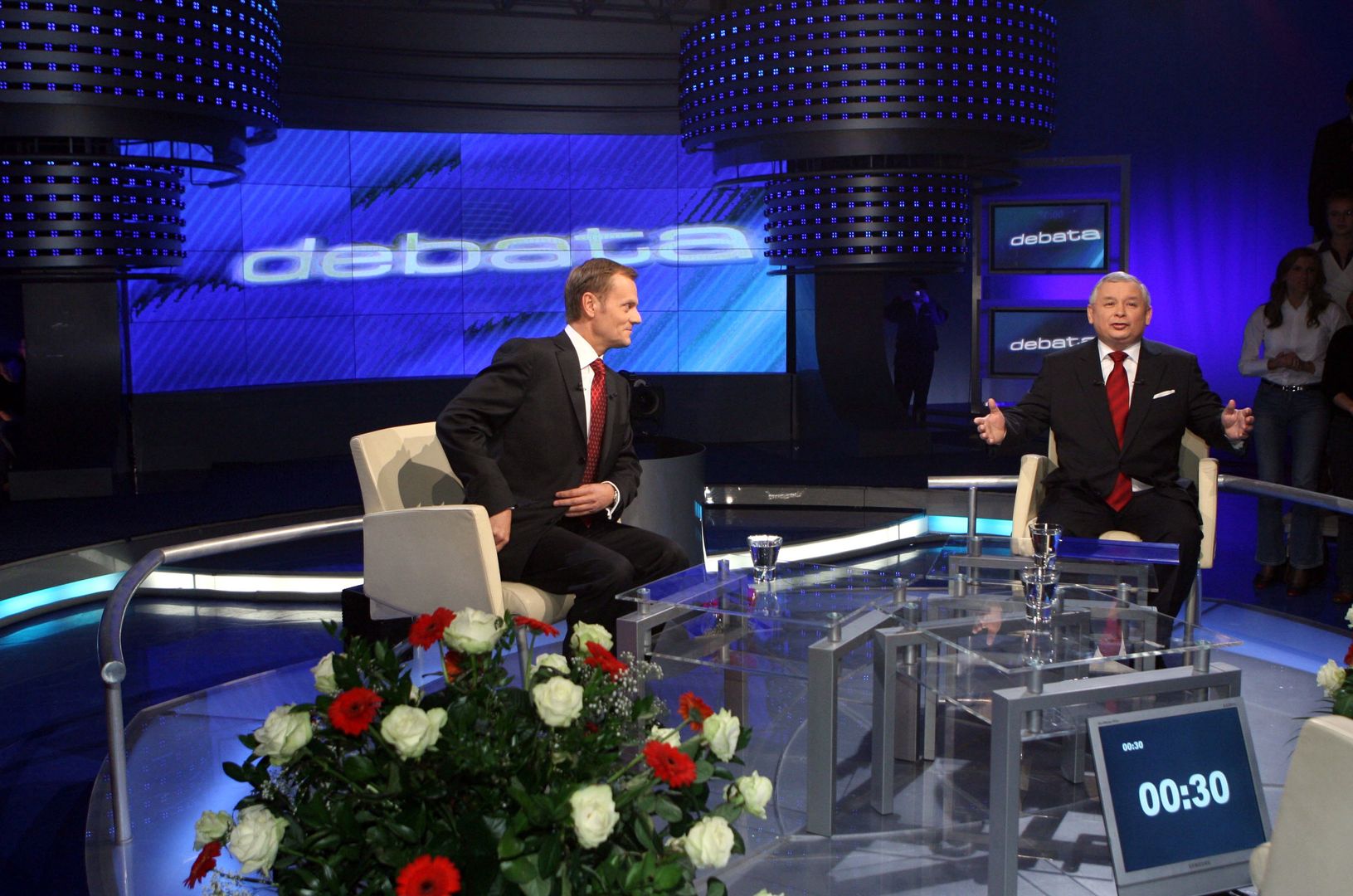 Donald Tusk i Jarosław Kaczyński podczas debaty w 2007 roku. Od tego czasu liderzy dwóch największych partii nie starli się w bezpośrednim pojedynku