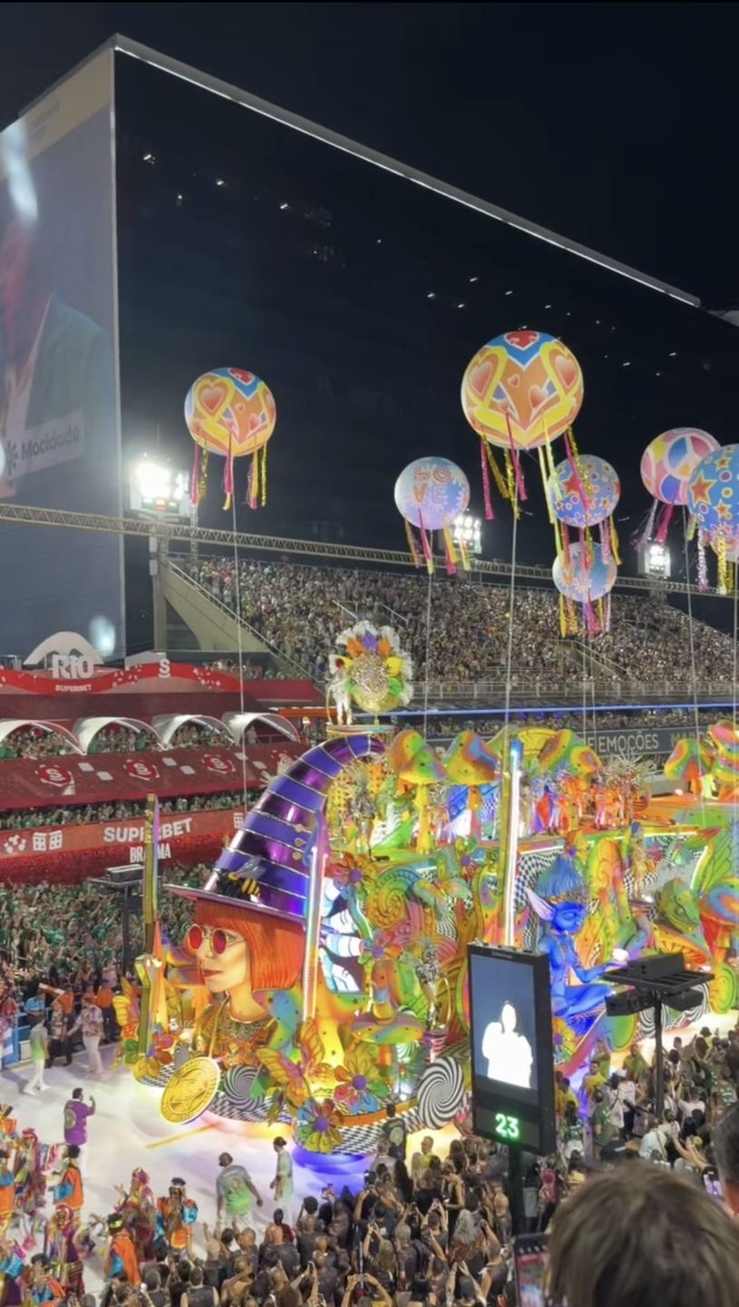 Parada podczas karnawału robi niesamowite wrażenie