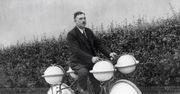 Cyclomer. Ten rower miał się poruszać na lądzie i po wodzie