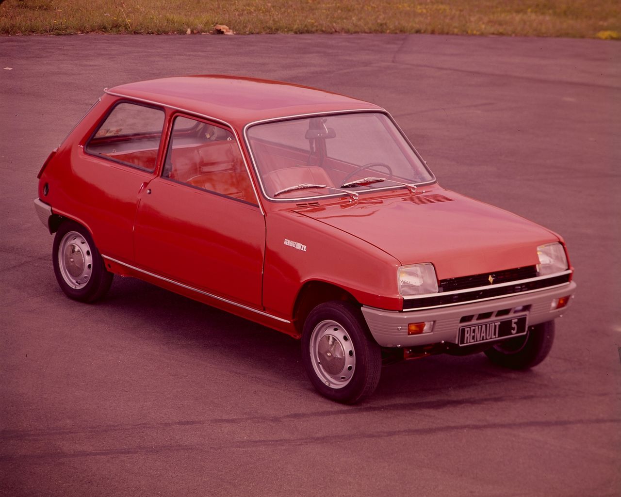 Renault chce przywrócić do życia swoje najpopularniejsze modele. Będą – oczywiście – elektryczne