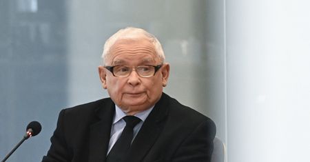 "Zasłania się niepamięcią". Reakcje na przesłuchanie Kaczyńskiego