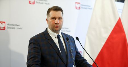 Kryzys na granicy. Minister Czarnek przestrzega migrantów