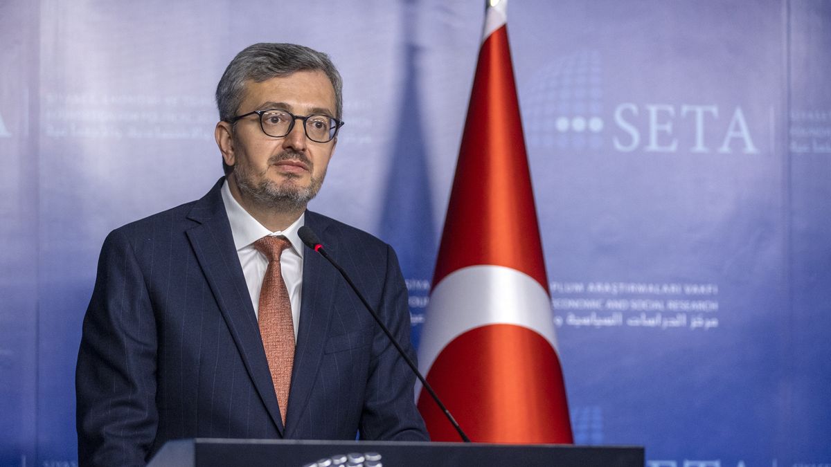 ANKARA, TURKIYE - JULY 05: SETA General Coordinator Burhanettin Duran gives a speech during a panel on "benefits of Turkiye-Somalia partnership - a discussion on Somalia's experience" organized by the Foundation for Political, Economic and Social Research (SETA) in Ankara, Turkiye on July 05, 2022. (Photo by Ali Balikci/Anadolu Agency via Getty Images)