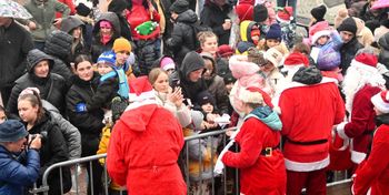 Tarnobrzeg: Parada Mikołajów znów przejechała przez miasto