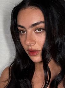 Charli xcx "przyłapana" w studio nagraniowym. Jaka będzie nowa płyta?