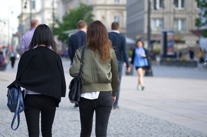 Pracują, zarabiają, mieszkają z rodzicami. "Pokolenie gniazdowników" trzyma się mocno